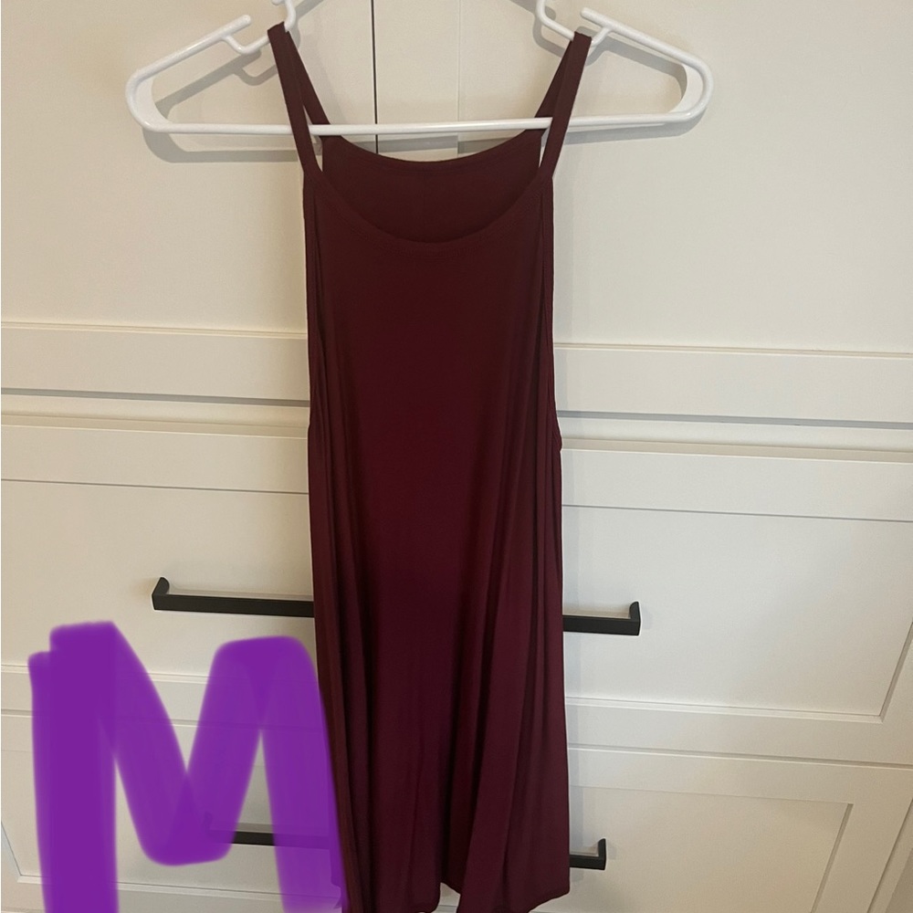 2 size medium oldnavy summer dresses never worn